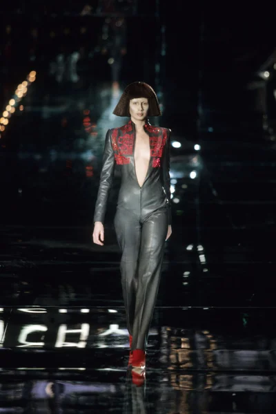 Look 40